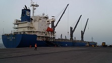 Llegan desde Japón el tercer cargamento de rieles para el Tren Maya.
